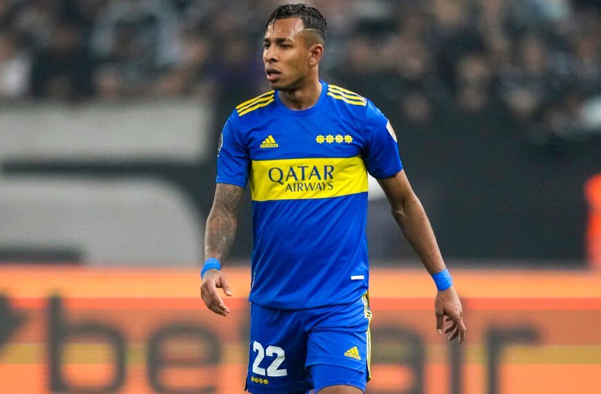 Villa dijo que la violencia era al revés: su novia lo golpeaba a él