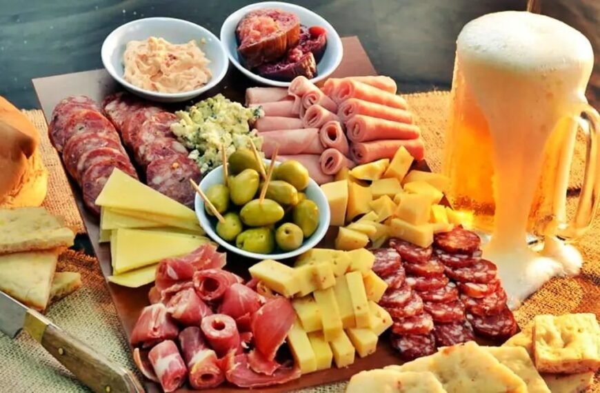 Según la OMS una picada acompañada con alcohol puede provocar cáncer