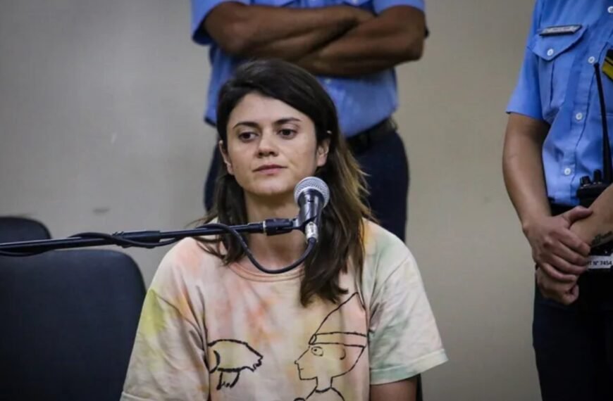 La docente universitaria de San Juan acusada de asesinar a su amigo: lo desnudó, le puso esposas y antifaz y lo apuñaló hasta matarlo