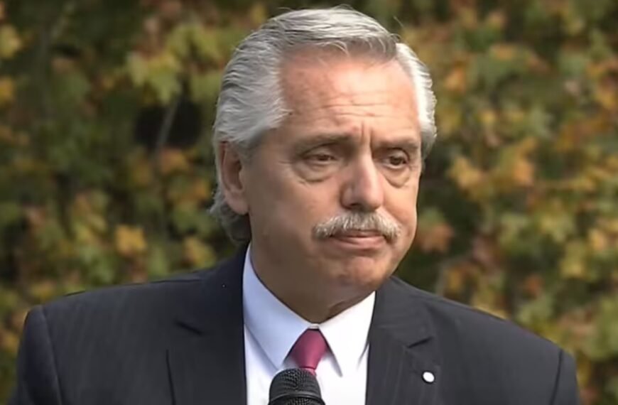 Alberto Fernández, más complicado: encontraron otro broker de seguros por más de 600 millones de pesos