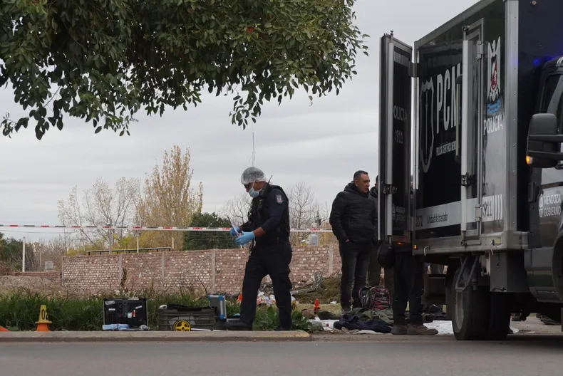 Hallaron un arma tumbera que pertenecía al hombre abatido por la mujer policía en Las Heras