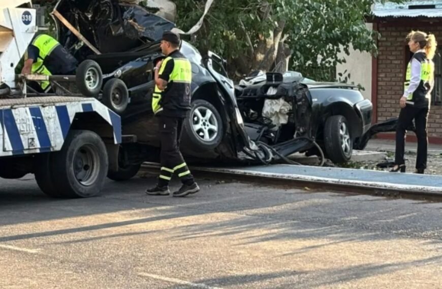 Las víctimas del trágico accidente de Godoy Cruz fueron identificadas: tenían 17 y 18 años