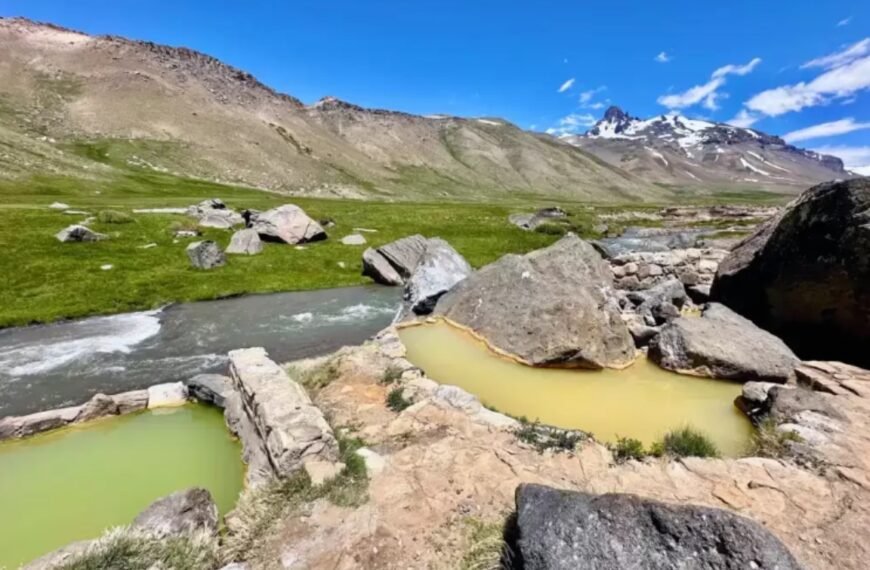 El sitio con aguas terapéuticas a cielo abierto en Mendoza y que pocos conocen