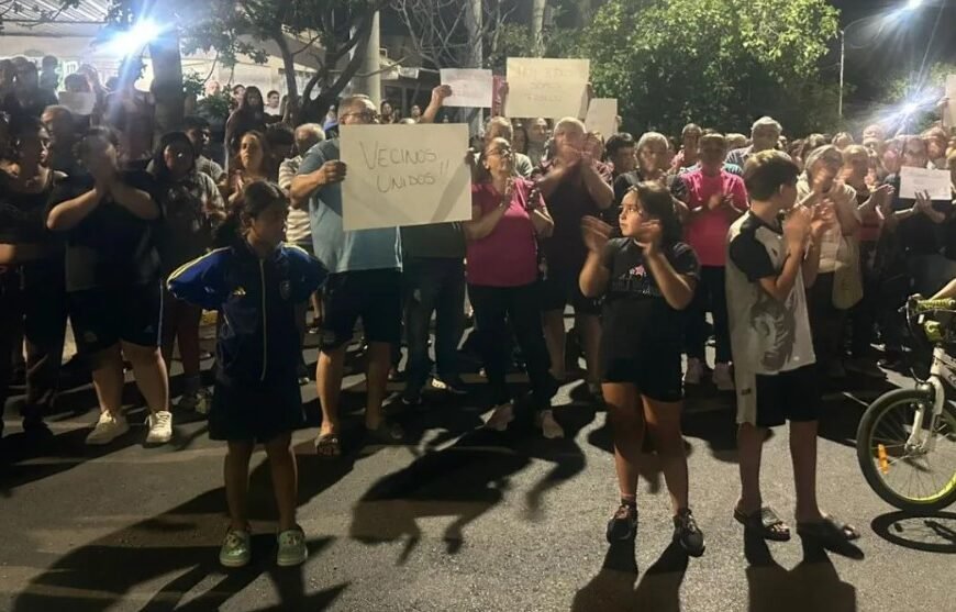 Vecinos salieron a apoyar a Franco, el hombre detenido por atropellar y matar a un delincuente