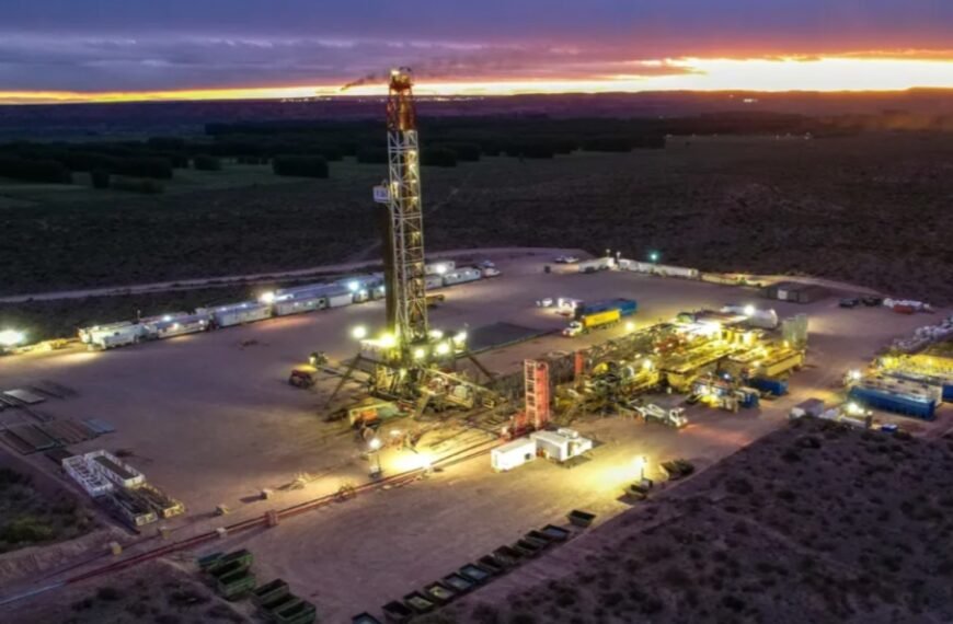 YPF anunció una inversión récord de US$25.000 millones para el crecimiento de Vaca Muerta