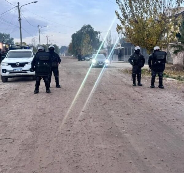 Múltiples allanamientos en una causa de lavado de activos contra el preso Piter Morales
