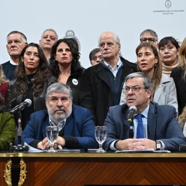 El peronismo sin candidatos, denuncia la proscripción de Cristina Kirchner y envió una carta a la Corte Suprema