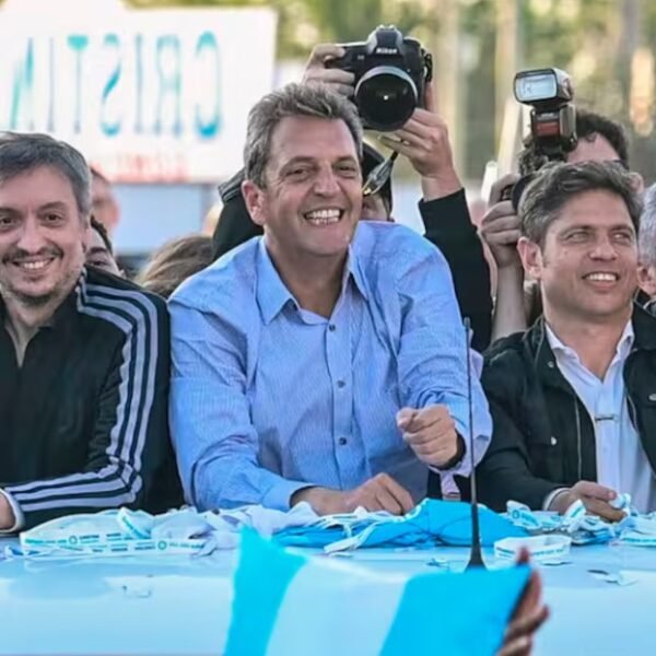 Todos contra todos en el peronismo y Massa al acecho