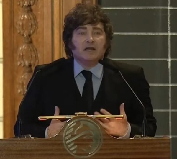«Voy a ser reelecto y se vienen 100 años de liberalismo» vaticinó Javier Milei