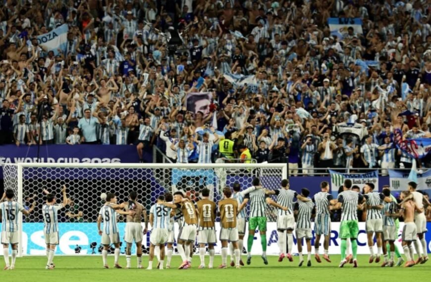 Récord albiceleste: más de 50.000 argentinos viajaron al Mundial y ya habrían gastado más de 500 millones de dólares