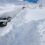 En medio de impresionantes paredes de nieve: así trabaja Vialidad Nacional para despejar la ruta 7