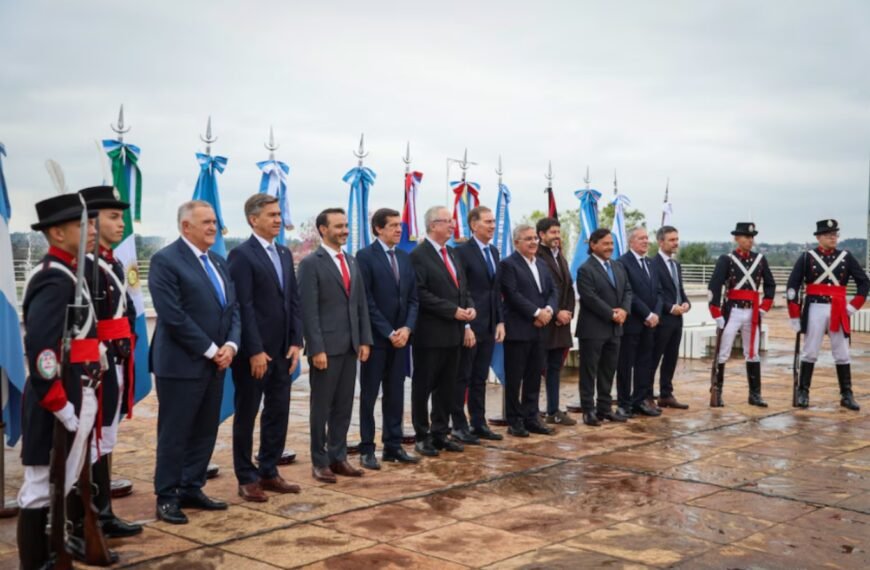 Los Gobernadores del Norte Grande reclamaron a Santilli obras de infraestructura para la región