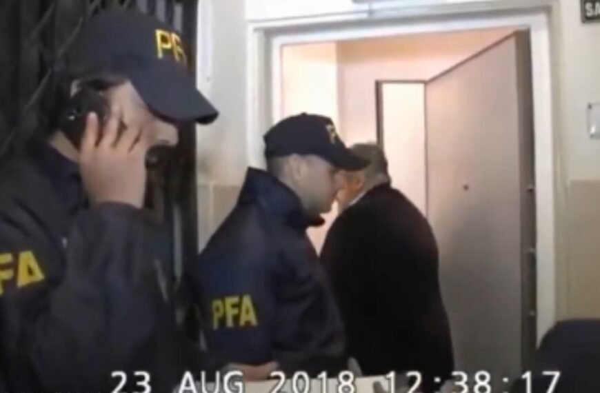 Puertas blindadas en un vestidor: qué mostró el video del allanamiento al departamento de Cristina Fernández de Kirchner