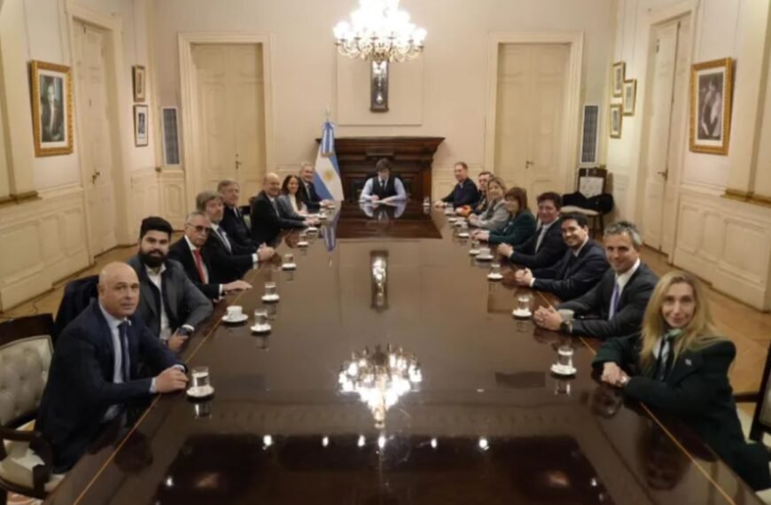 Javier Milei reúne a su Gabinete y prepara una nueva ofensiva para eliminar las PASO