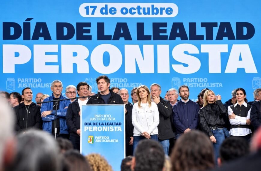 Kicillof optimista en el Día de Lealtad: «El peronismo va a volver a gobernar la Argentina el año que viene»